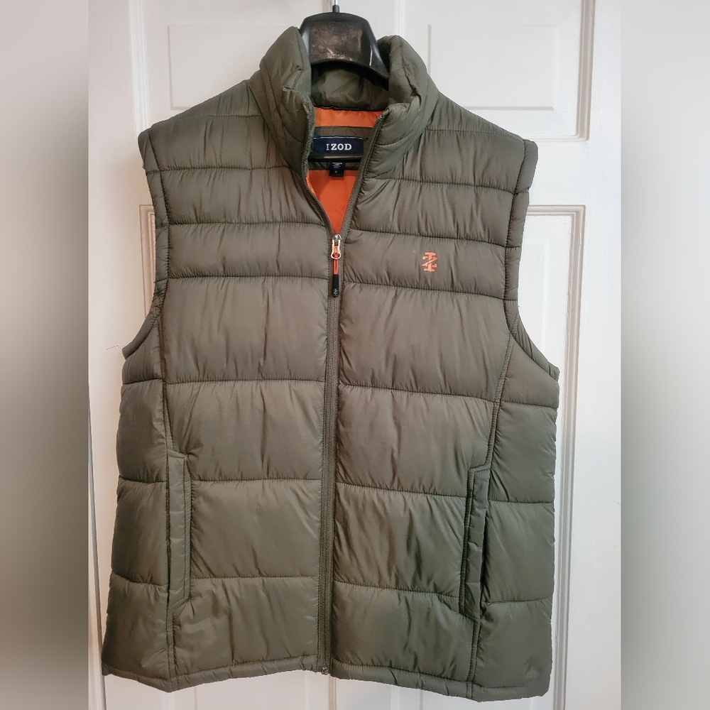 Izod puffer vest